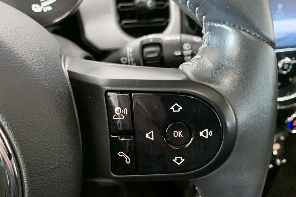 MINI Cooper SE Maximise 3d