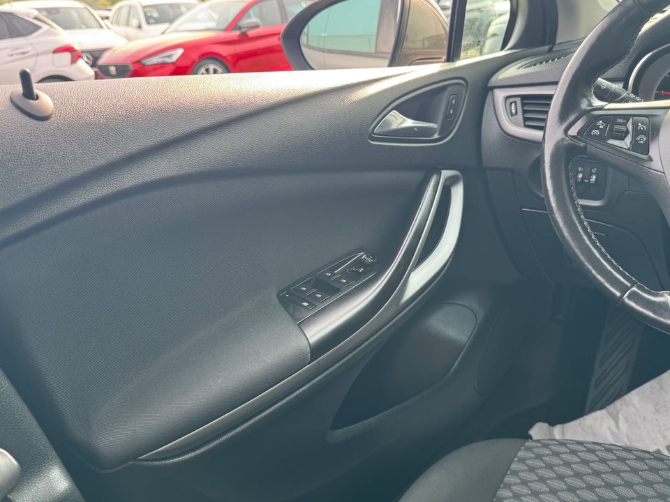 Opel Astra 1,0 T 105 Enjoy Sports Tourer 5d