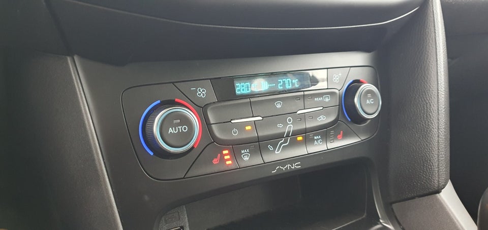 Ford Focus 1,0 SCTi 100 Business stc. 5d