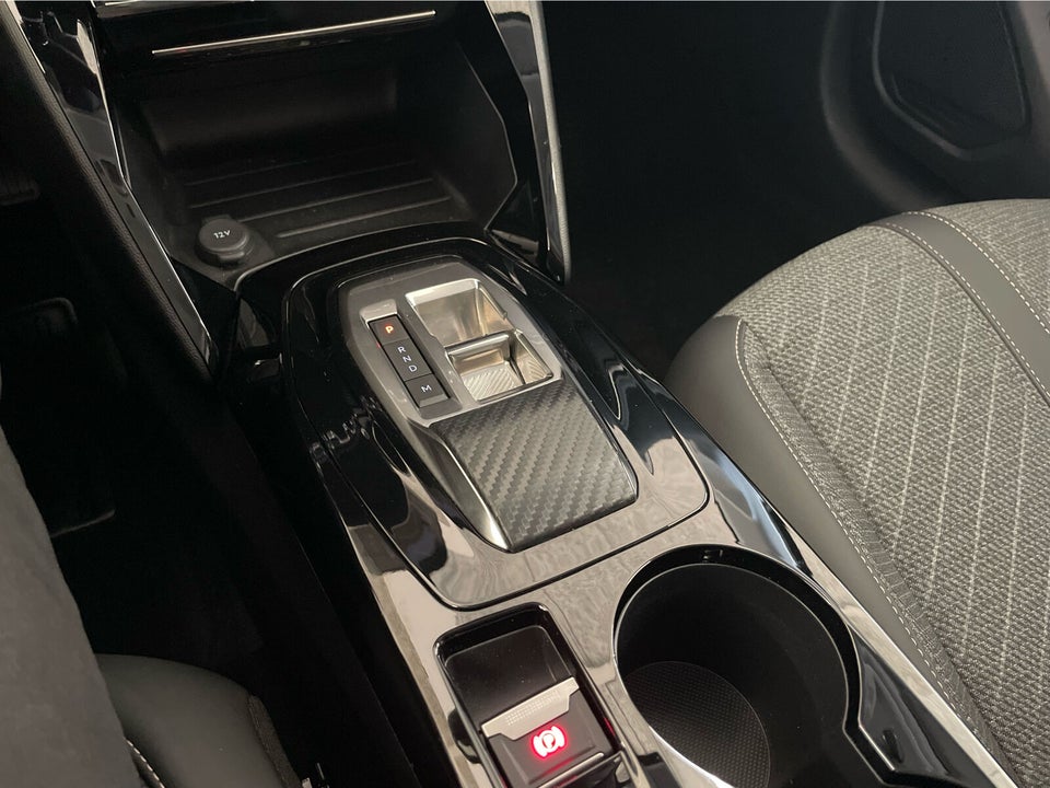 Peugeot 208 1,2 PureTech 100 Allure+ EAT8 5d