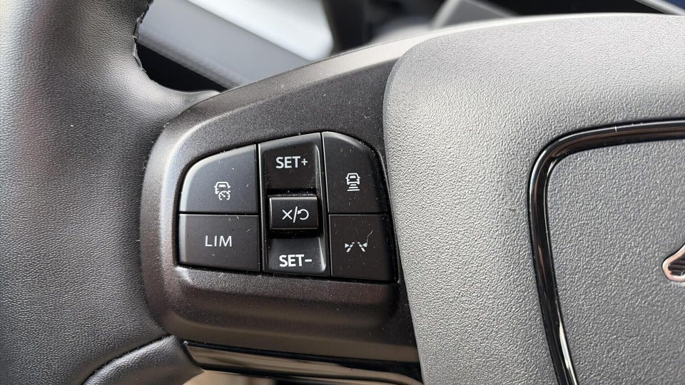 Ford Mustang Mach-E 70 Standard Range 5d