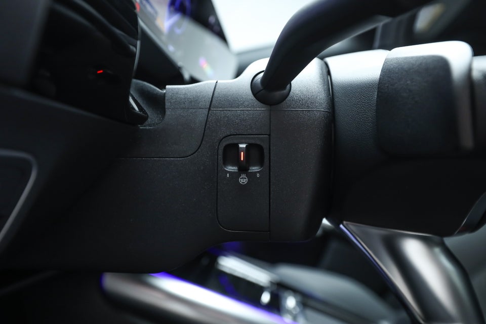 Mercedes EQA350 Progressive 4Matic 5d