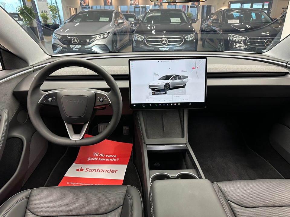 Tesla Model 3 Long Range AWD 4d