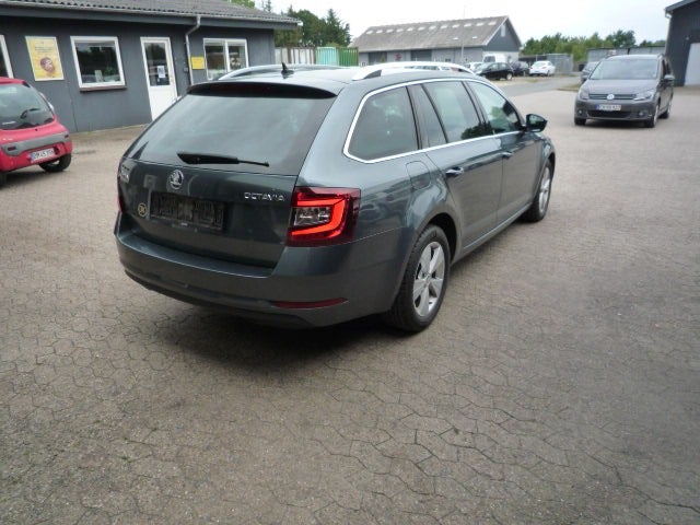 Skoda Octavia 2,0 TDi 150 Style Combi DSG 5d