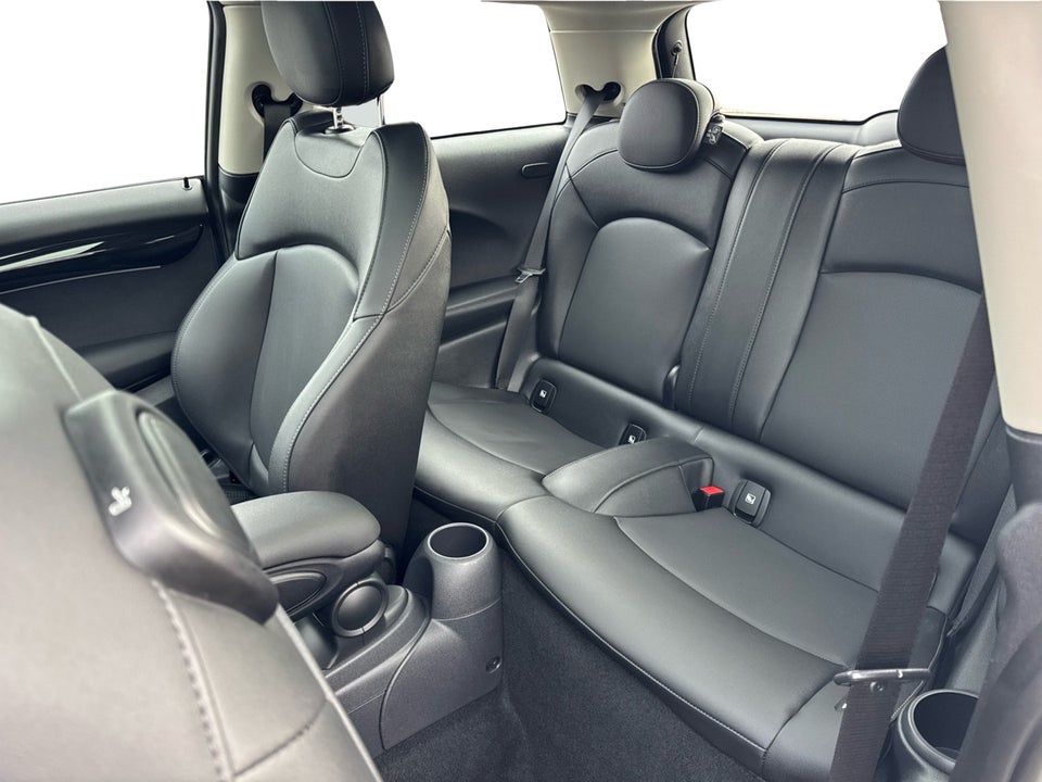 MINI Cooper SE Camden Edition 3d