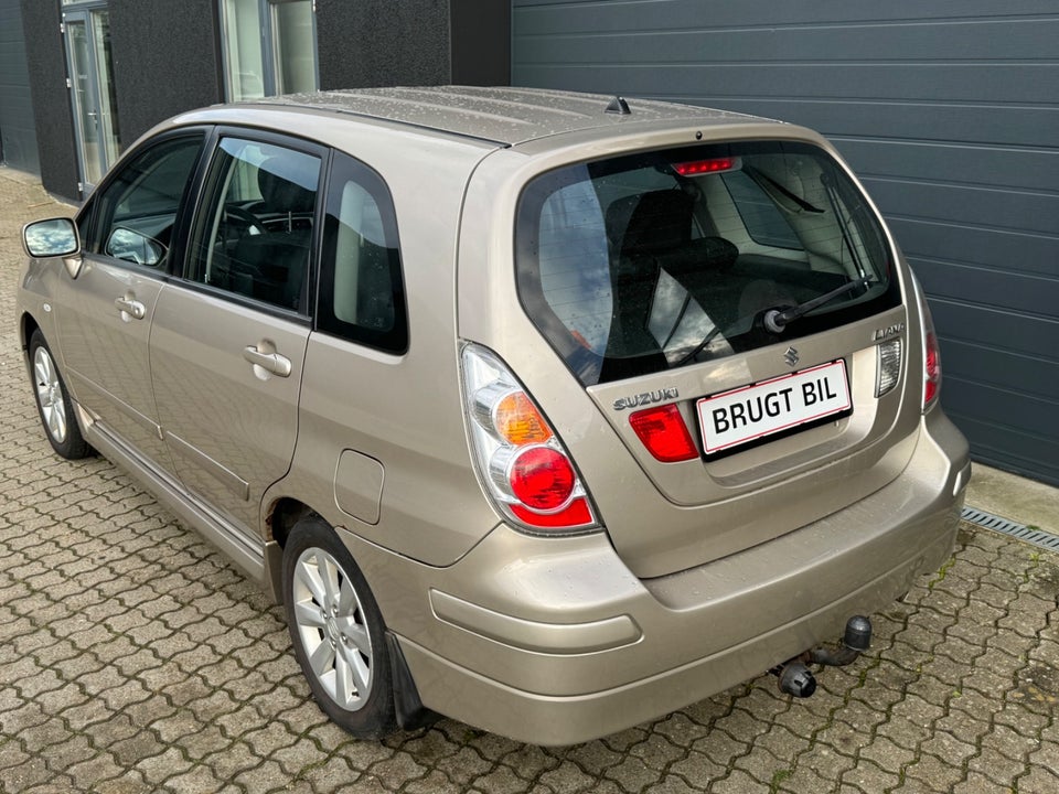 Suzuki Liana 1,6 GL 5d