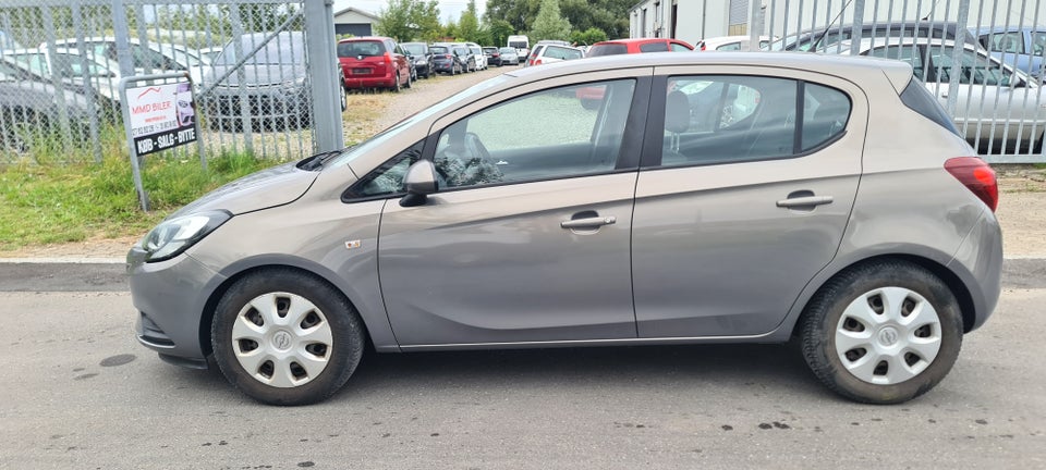 Opel Corsa 1,4 Essentia 5d