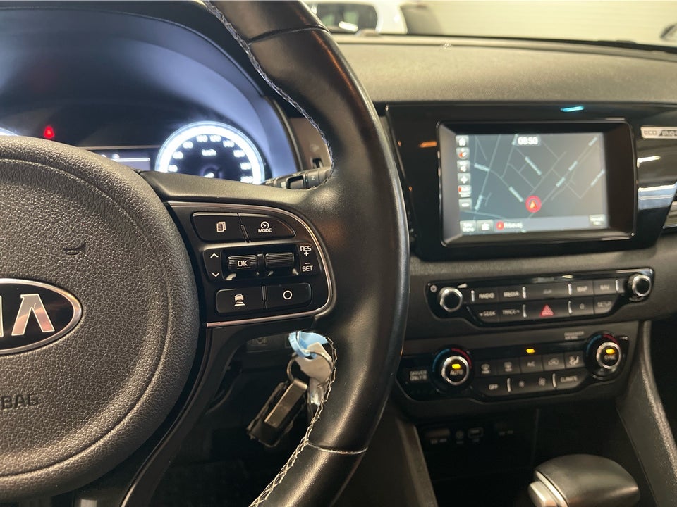 Kia Niro 1,6 PHEV Advance DCT 5d