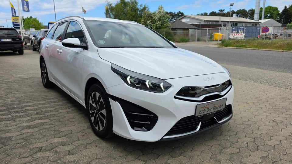 Kia Ceed 1,6 PHEV Prestige SW DCT 5d