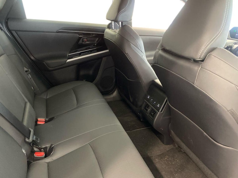 Toyota bZ4X Executive 5d