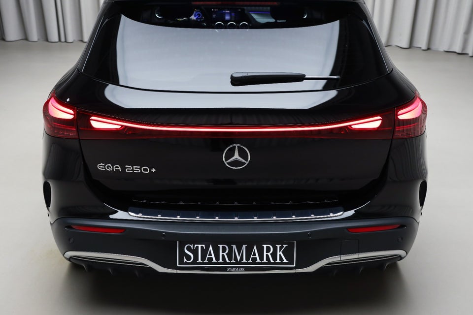 Mercedes EQA250+ AMG Premium 5d