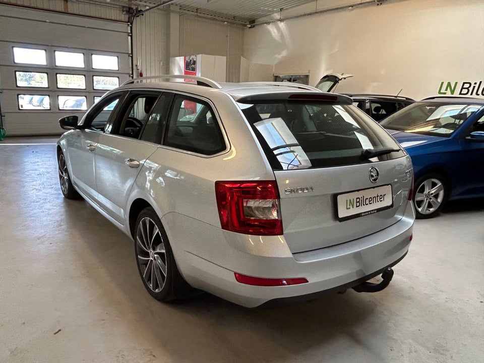 Skoda Octavia 1,4 TSi 140 Elegance Combi DSG 5d