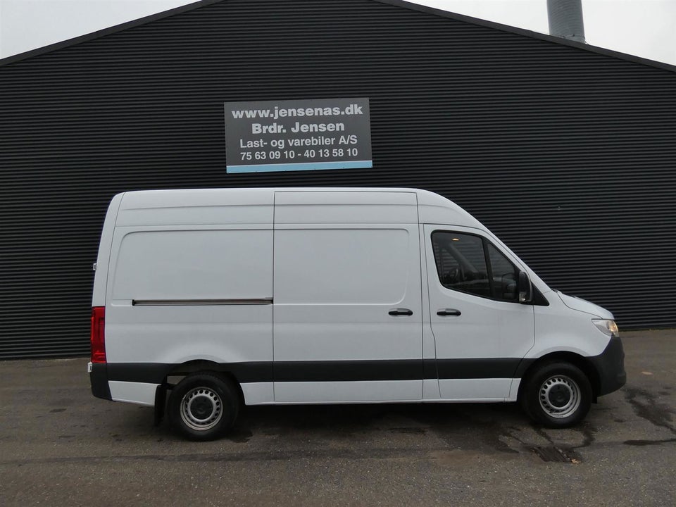 Mercedes Sprinter 316 2,2 CDi A2 Kassevogn aut. RWD