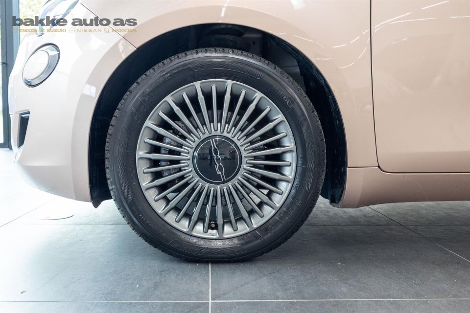 Fiat 500e 42 Icon 3d