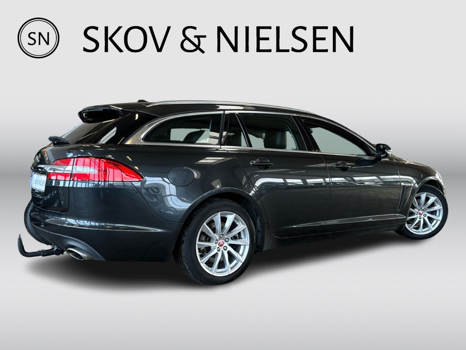 Jaguar XF 2,2 D S Premium Luxury Sportbrake aut. 5d