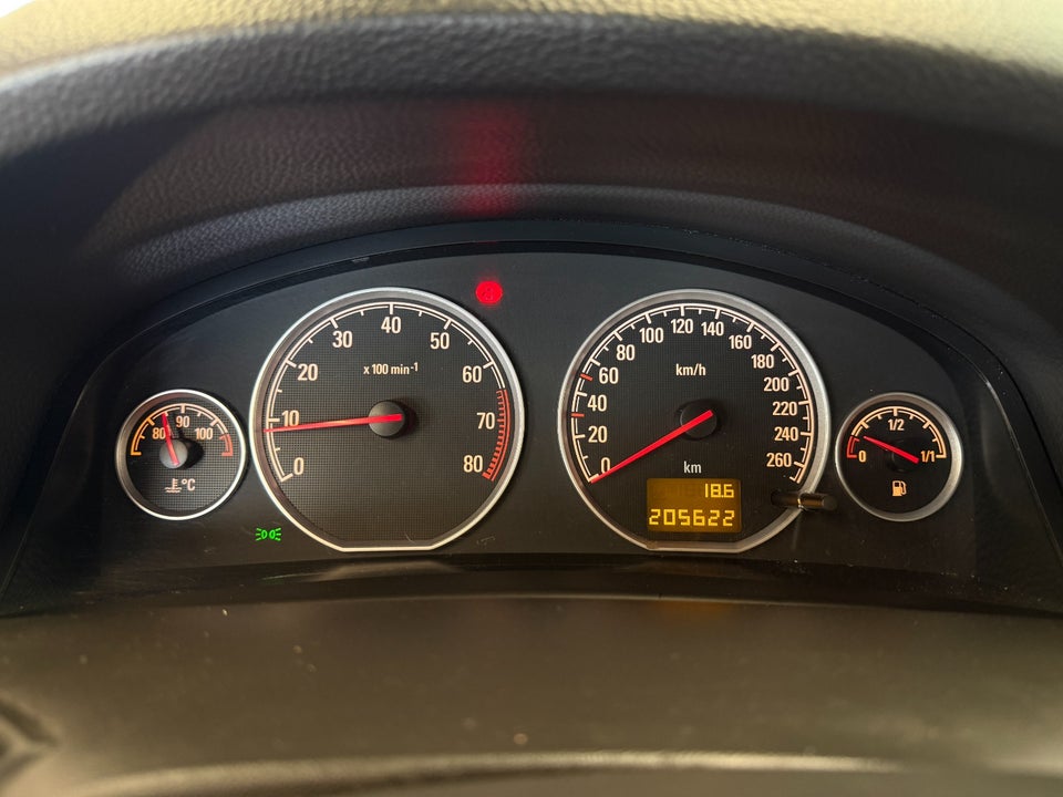 Opel Vectra 1,8 16V 140 Elegance 5d
