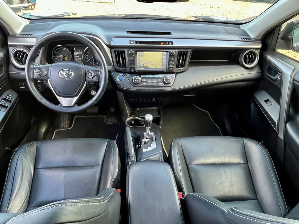 Toyota RAV4 2,5 Hybrid H4 MDS 4x4 Van 5d