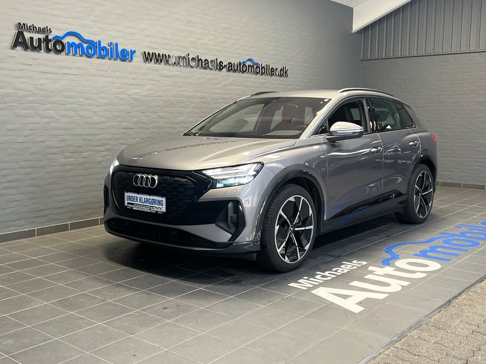 Audi Q4 e-tron 45 S-line quattro 5d