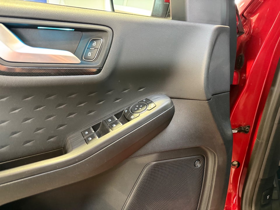 Ford Kuga 2,5 PHEV ST-Line X CVT 5d