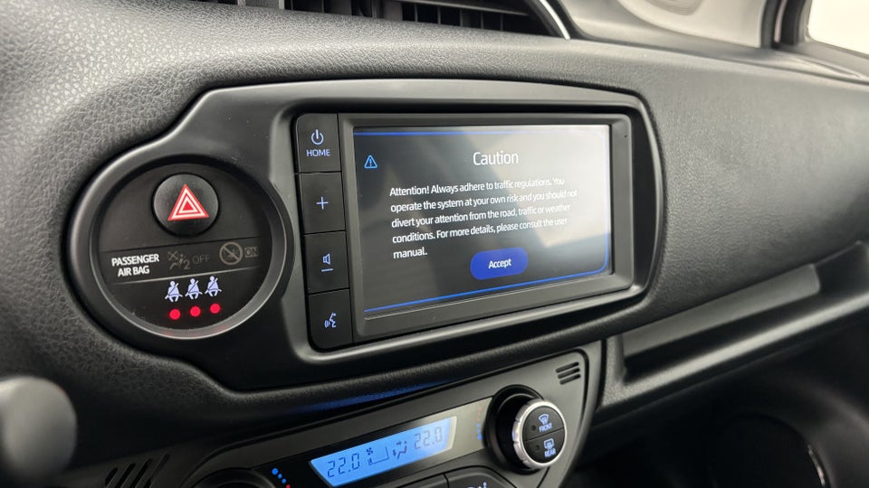 Toyota Yaris 1,5 VVT-iE T2 Limited 5d