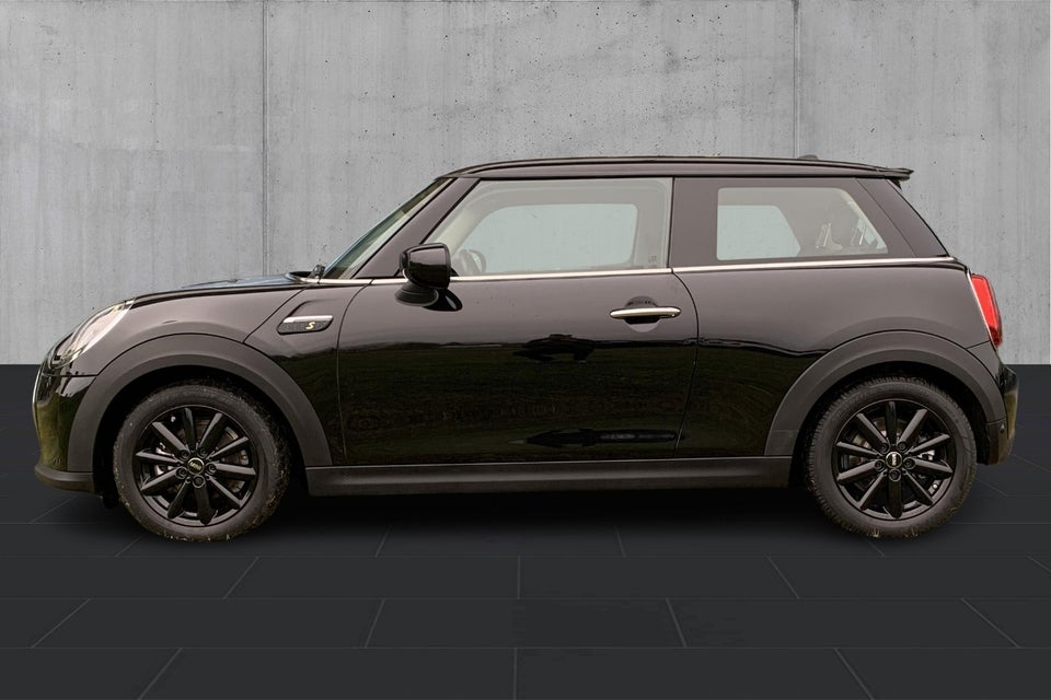 MINI Cooper SE Classic Trim 3d