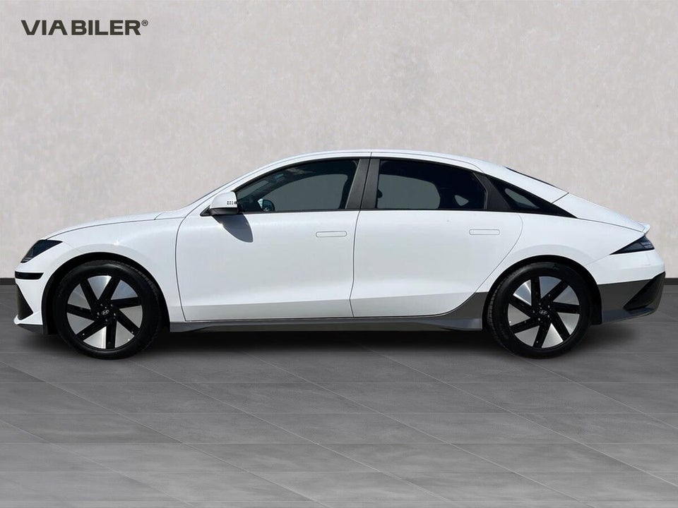 Hyundai Ioniq 6 77 Core 4d