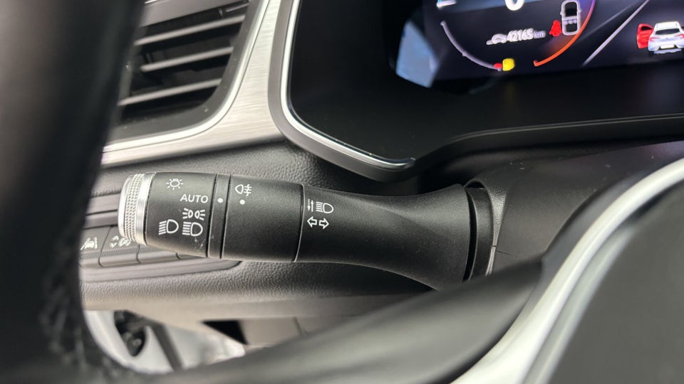 Renault Captur 1,6 E-Tech Intens 5d