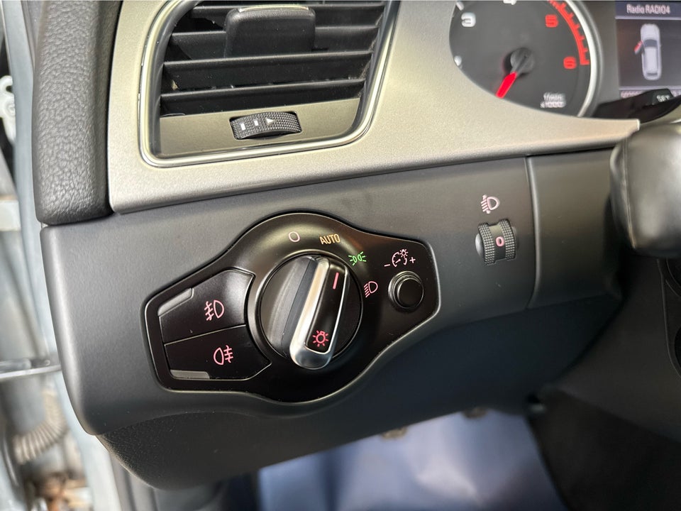 Audi A4 2,0 TDi 143 Avant 5d