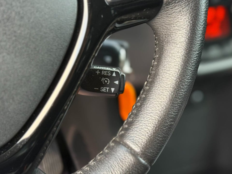 Toyota Aygo 1,0 VVT-i x-press 5d