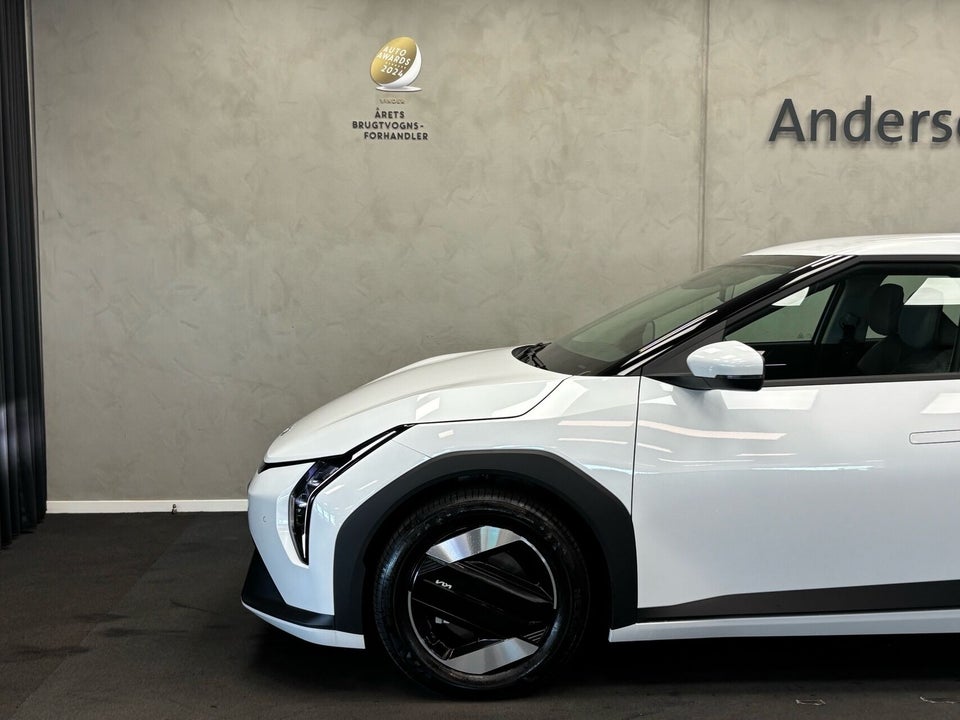 Kia EV4 58 Standard Range Access 5d