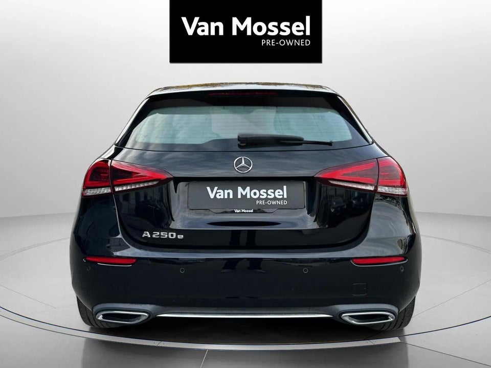 Mercedes A250 e 1,3 Progressive aut. 4d