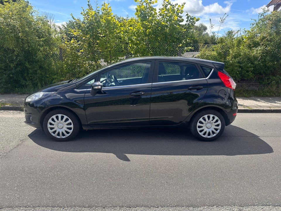 Ford Fiesta 1,0 SCTi 100 Titanium aut. 5d