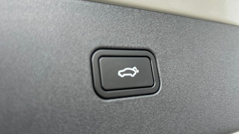 Volvo EX30 Standard Range Plus 5d