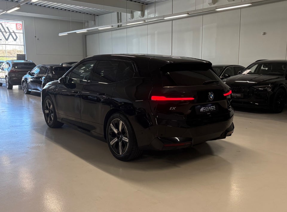BMW iX xDrive40 Fully Charged 5d