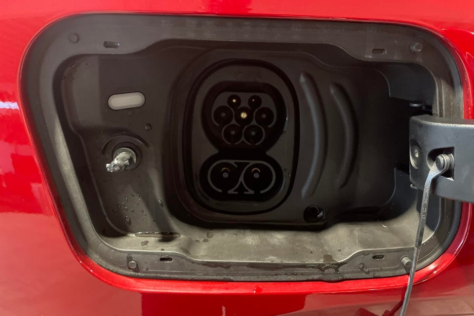 Ford Explorer 82 Premium Extended Range 5d