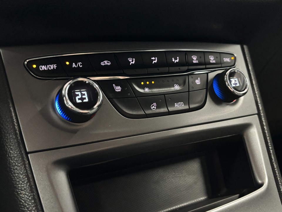 Opel Astra 1,5 D 122 Elegance Sports Tourer 5d