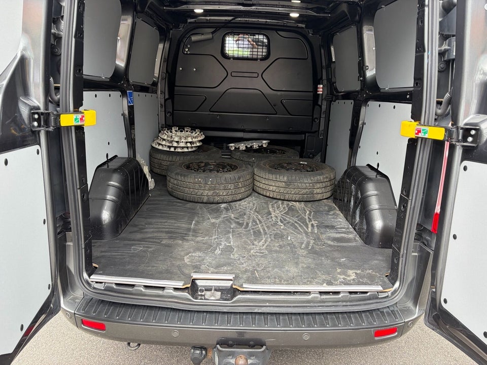Ford Transit Custom 340 L1 2,0 TDCi 170 Limited aut.