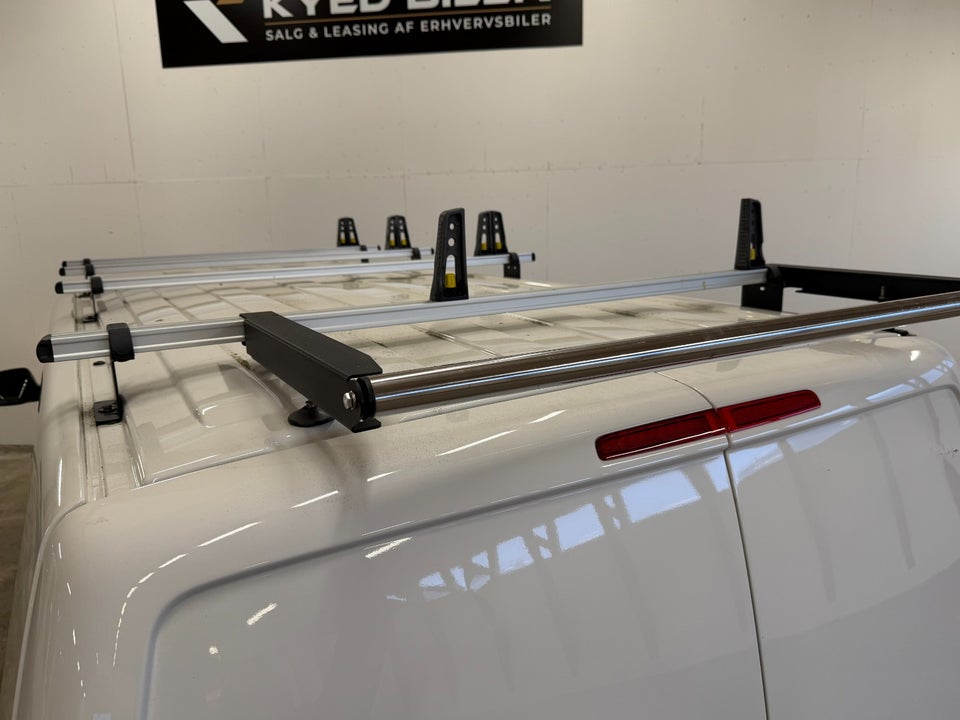 VW Transporter 2,0 TDi 150 Kassevogn lang