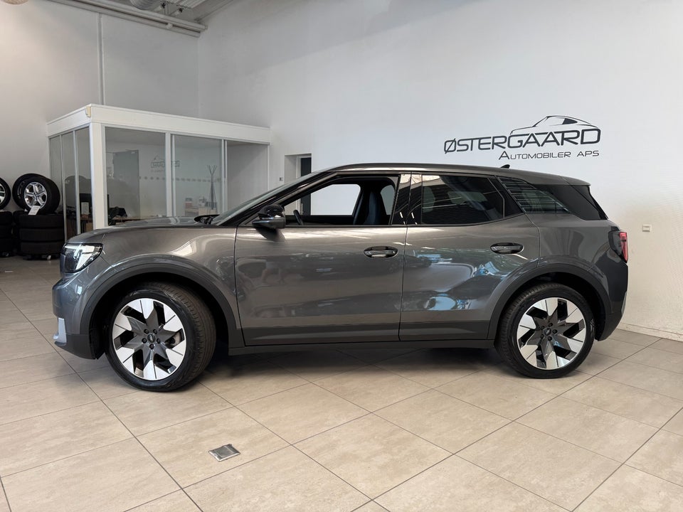 Ford Explorer 82 Premium Extended Range 5d