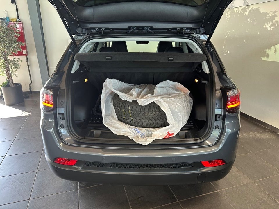 Jeep Compass 1,3 4xe Night Eagle aut. 4x4 5d