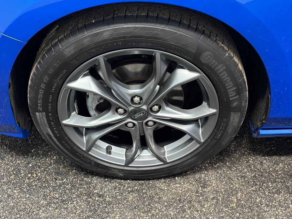 Ford Focus 1,0 EcoBoost ST-Line 5d