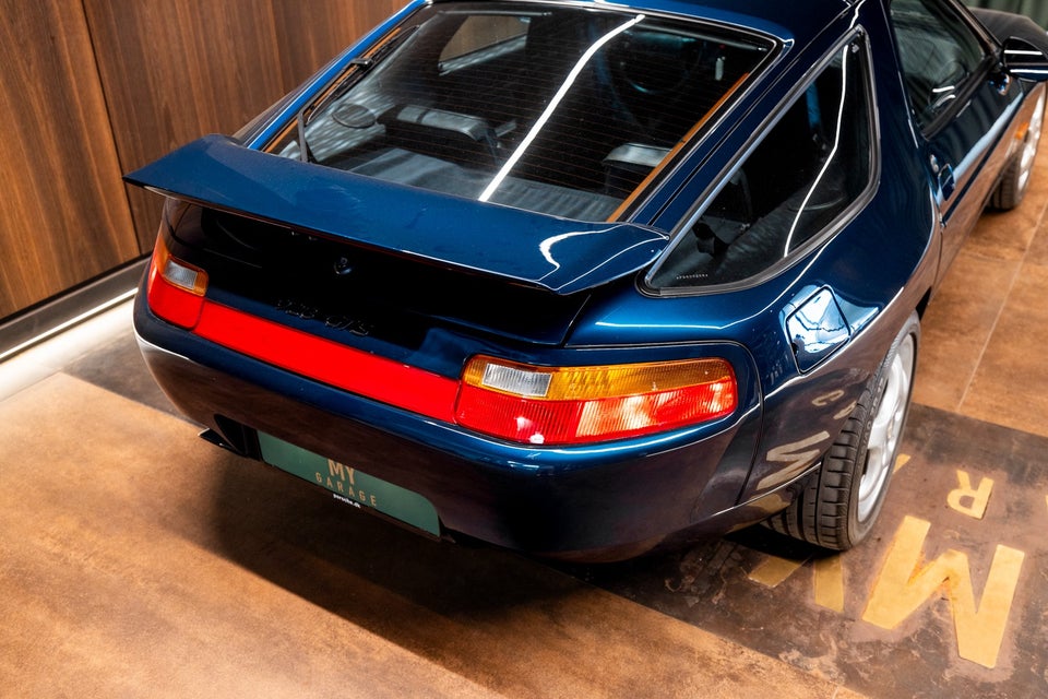 Porsche 928 5,4 GTS 3d