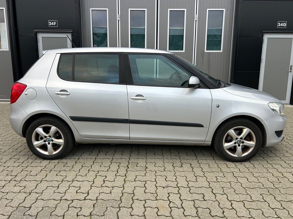 Skoda Fabia 1,2 TSi 86 Ambiente 5d