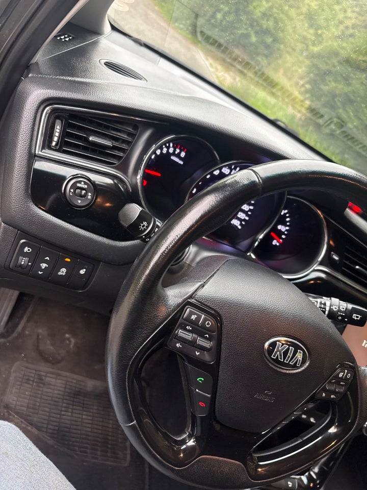 Kia Ceed 1,4 CVVT Style+ Clim 5d
