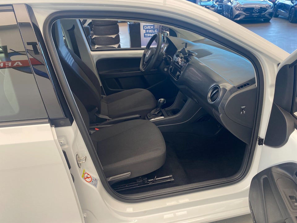 VW e-Up! Move Up! 5d