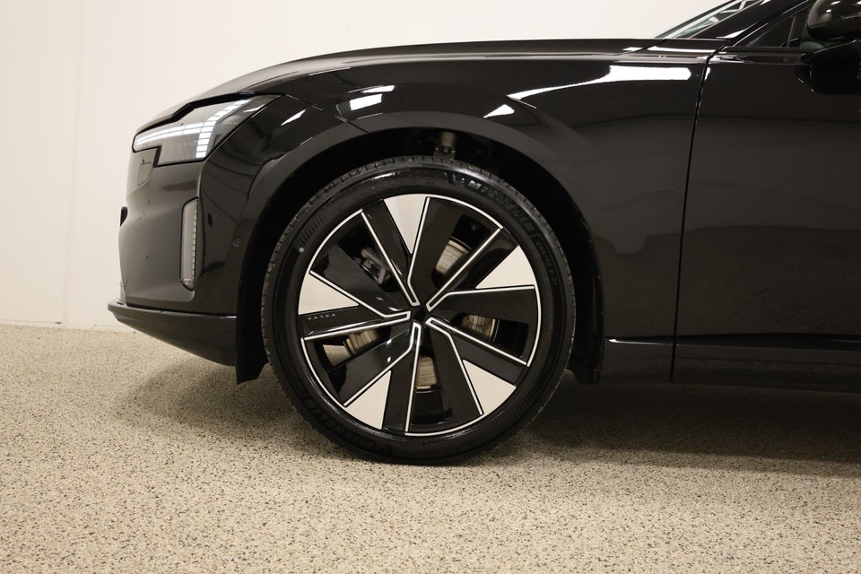 Volvo ES90 Extended Range Plus 4d