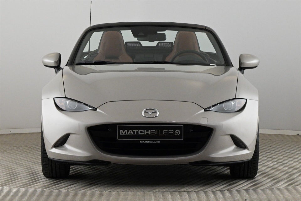Mazda MX-5 2,0 SkyActiv-G 184 Roadster Kazari 2d