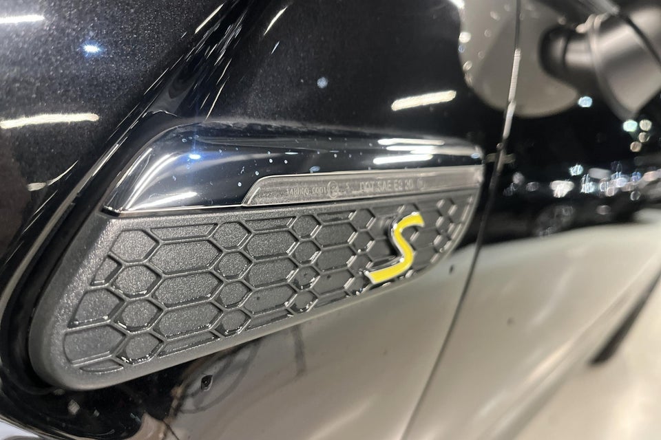 MINI Cooper SE Maximise 3d