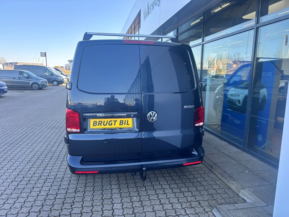VW Transporter 2,0 TDi 150 Kassevogn DSG 4Motion lang