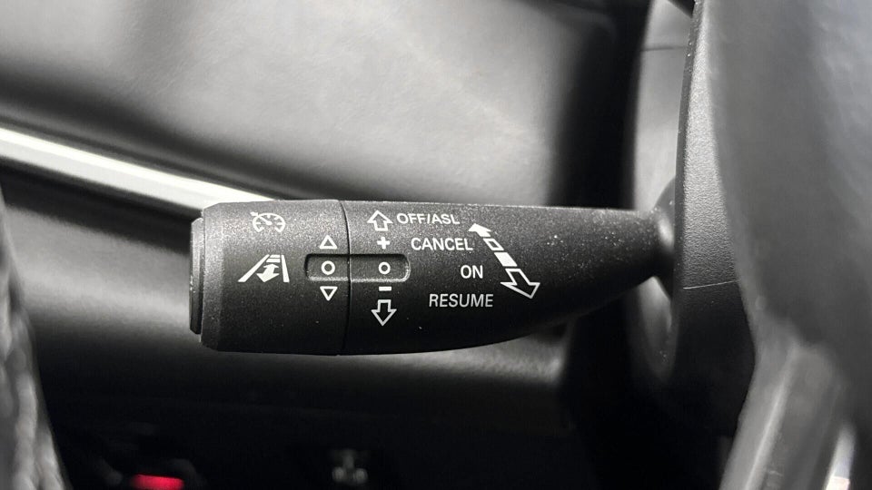 MG Marvel R Luxury 5d